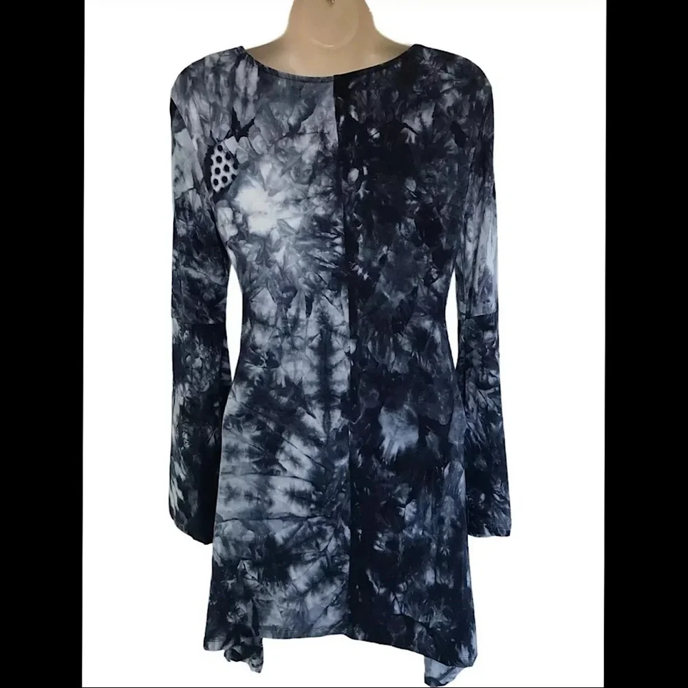 Hazel Blue Tie Dye Lace Up Front Shark Hem Tunic